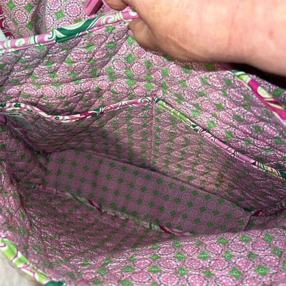 Vera Bradley Pinwheel Pink Cargo Bag Set with Wristlet, lunch bag and Checkbook - Picture 10 of 16